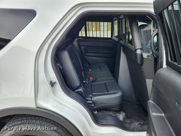 image for item JB9501 2017 Ford Explorer Police Interceptor  SUV