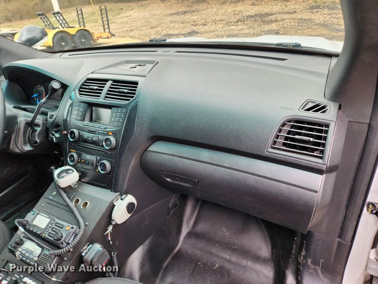 image for item JB9501 2017 Ford Explorer Police Interceptor  SUV