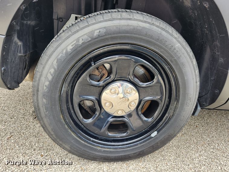 image for item JB9501 2017 Ford Explorer Police Interceptor  SUV