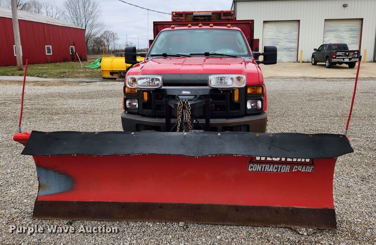 image for item JB9502 2009 Ford F350 Super Duty XL  dump bed pickup truck