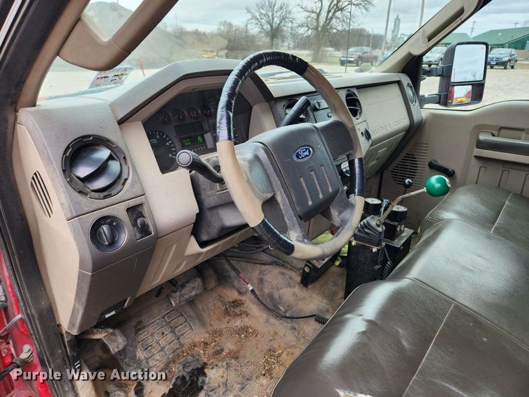 image for item JB9502 2009 Ford F350 Super Duty XL  dump bed pickup truck