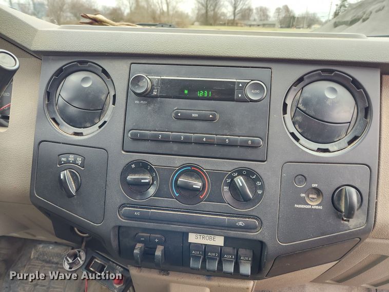 image for item JB9502 2009 Ford F350 Super Duty XL  dump bed pickup truck