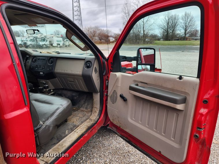 image for item JB9502 2009 Ford F350 Super Duty XL  dump bed pickup truck