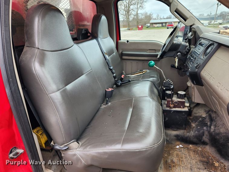 image for item JB9502 2009 Ford F350 Super Duty XL  dump bed pickup truck