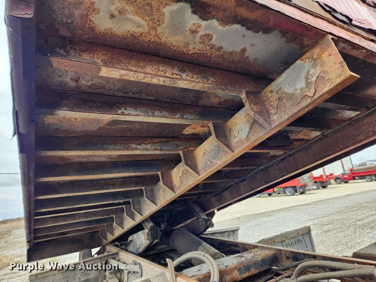 image for item JB9502 2009 Ford F350 Super Duty XL  dump bed pickup truck