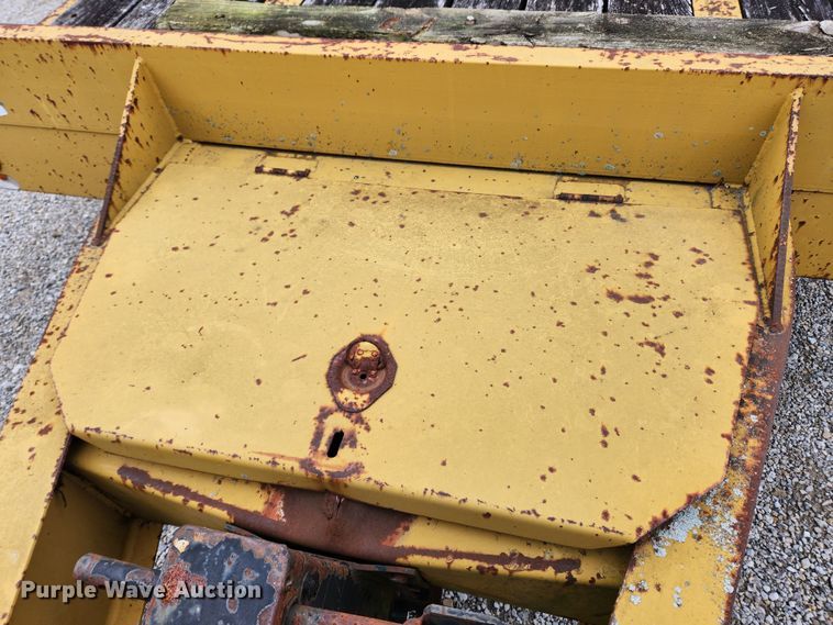 image for item JB9503 2006 Eager Beaver 10HDB-PT  equipment trailer