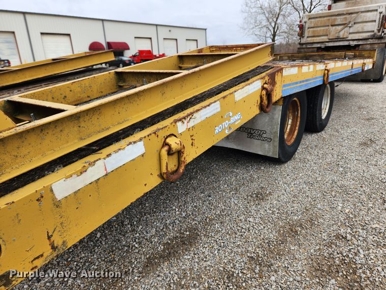image for item JB9503 2006 Eager Beaver 10HDB-PT  equipment trailer