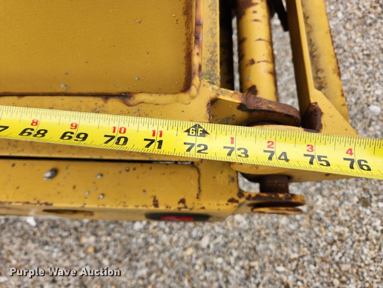 image for item JB9503 2006 Eager Beaver 10HDB-PT  equipment trailer