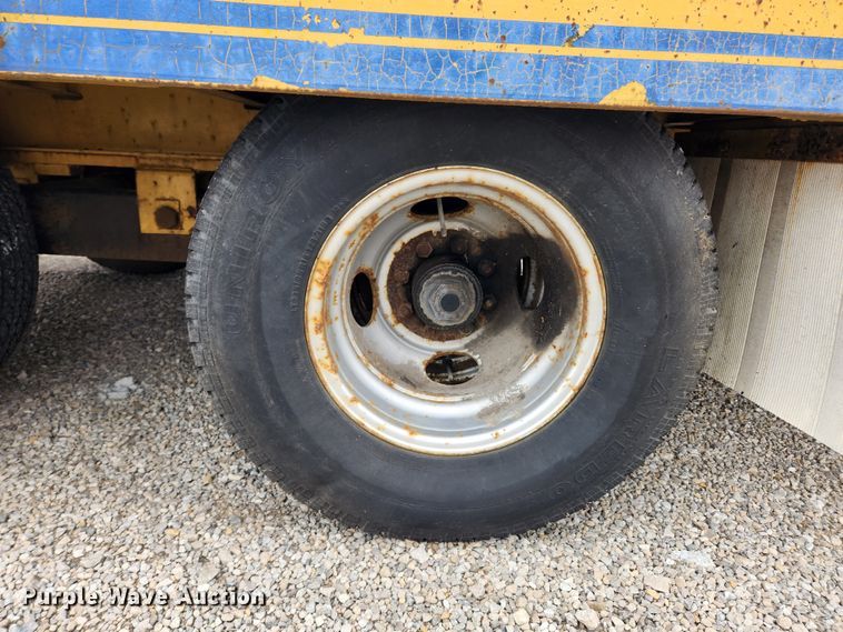 image for item JB9503 2006 Eager Beaver 10HDB-PT  equipment trailer