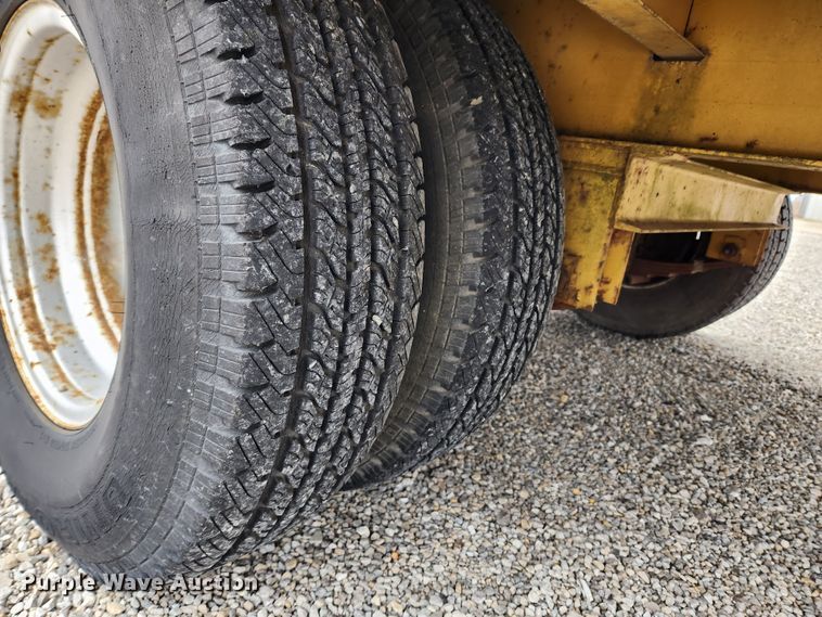 image for item JB9503 2006 Eager Beaver 10HDB-PT  equipment trailer