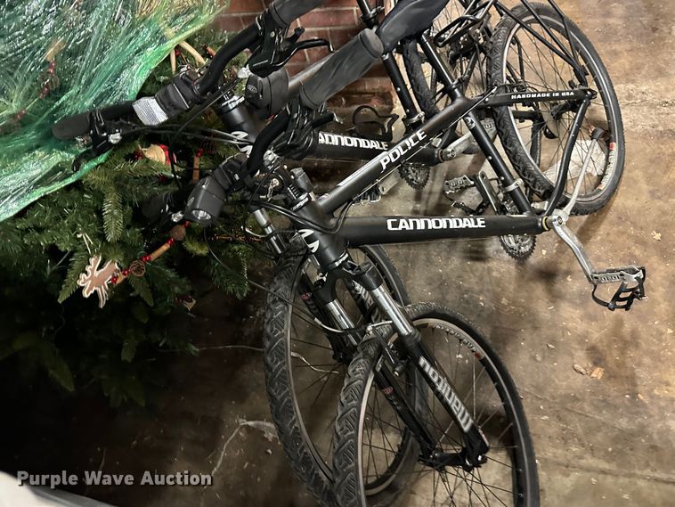 image for item KD9983 (2) Cannondale bicycles