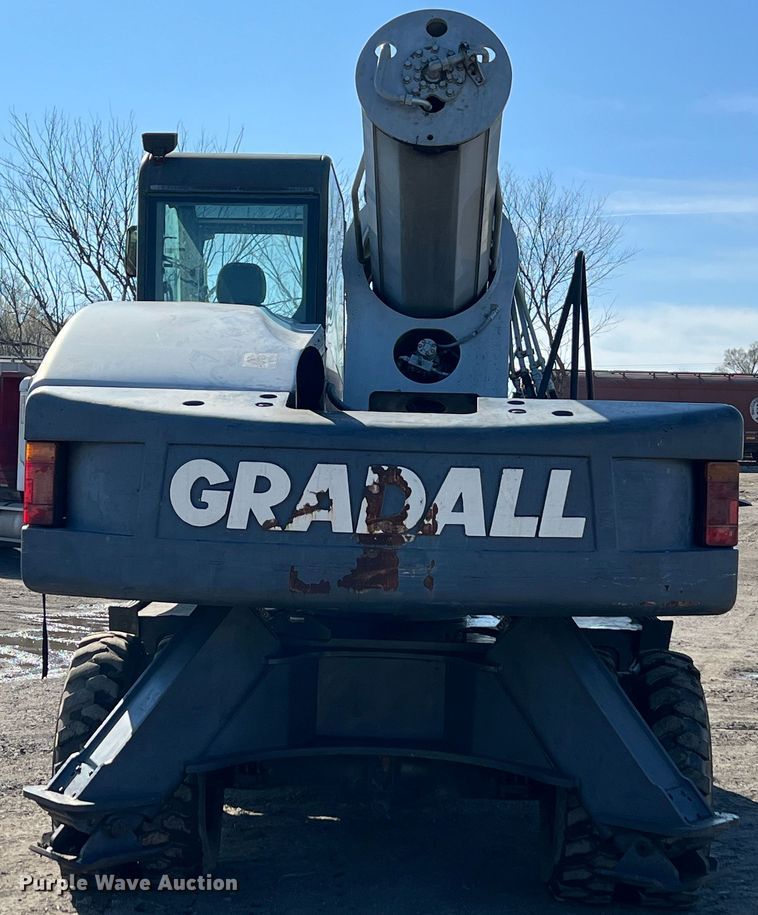 image for item KR9469 2001 Gradall XL3300  wheeled excavator