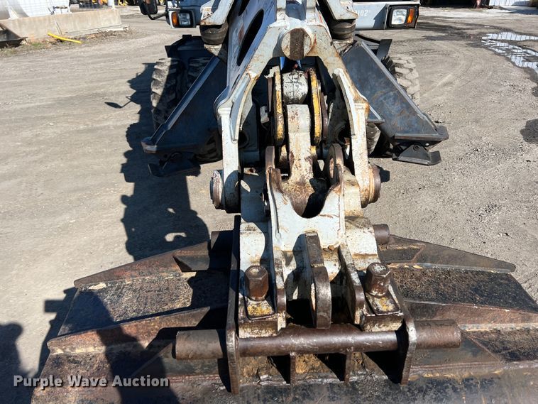 image for item KR9469 2001 Gradall XL3300  wheeled excavator