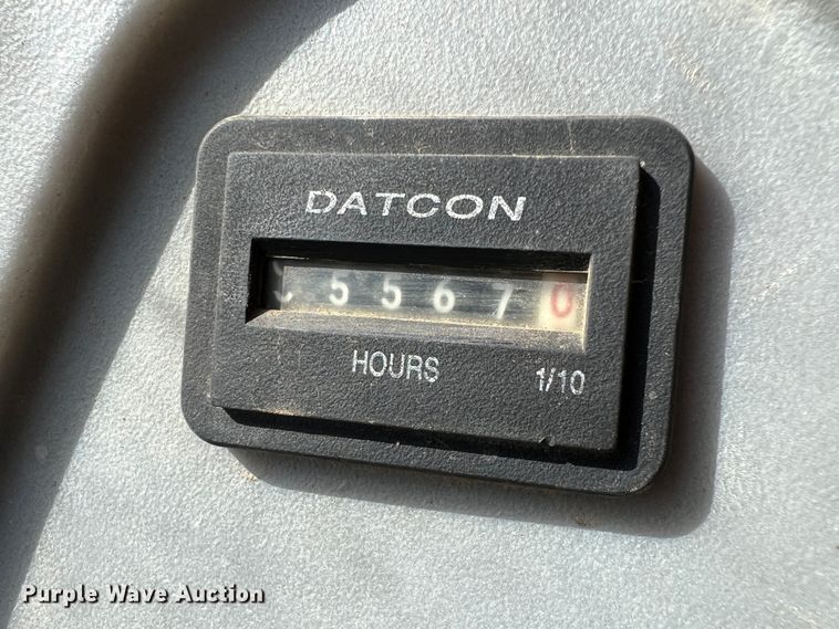 image for item KR9469 2001 Gradall XL3300  wheeled excavator