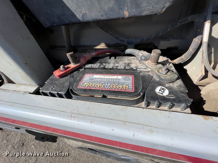 image for item KR9469 2001 Gradall XL3300  wheeled excavator