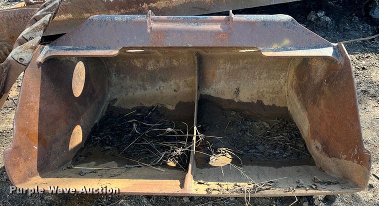 image for item KR9469 2001 Gradall XL3300  wheeled excavator