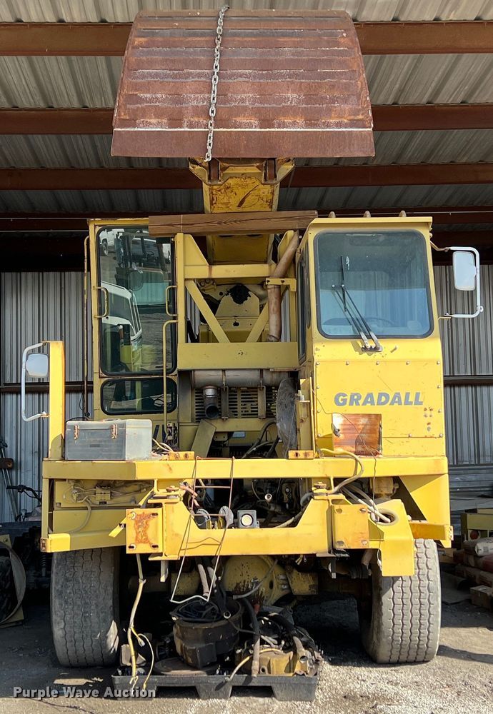 image for item KR9470 1998 Gradall G3WD  wheeled excavator