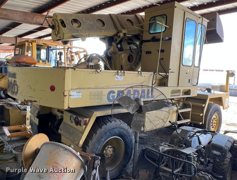 image for item KR9470 1998 Gradall G3WD  wheeled excavator