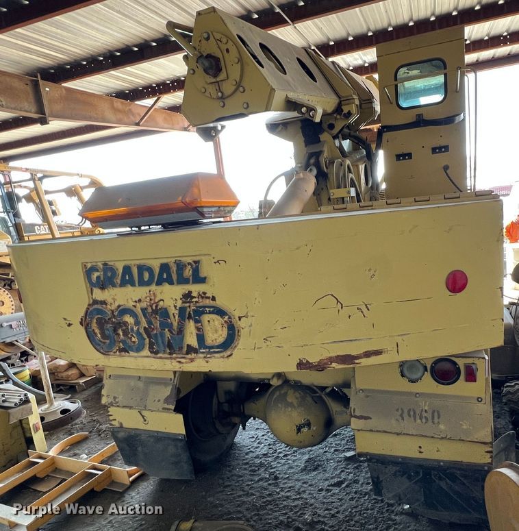 image for item KR9470 1998 Gradall G3WD  wheeled excavator