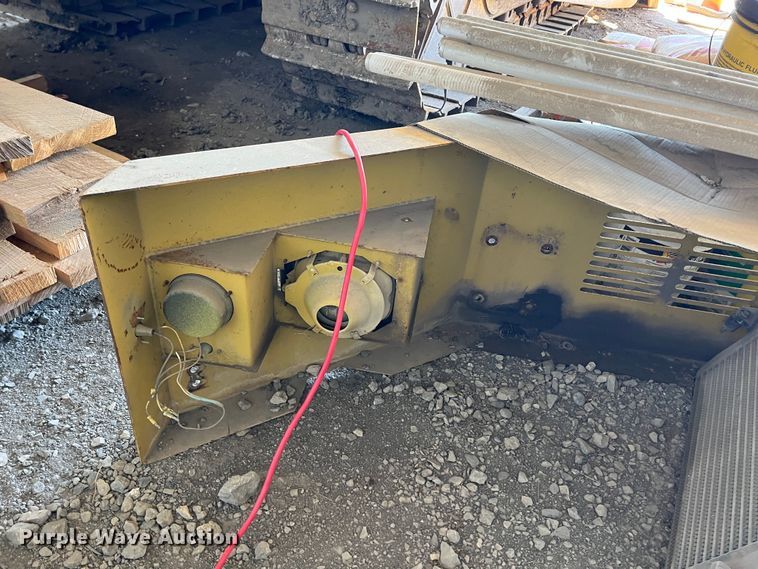 image for item KR9470 1998 Gradall G3WD  wheeled excavator