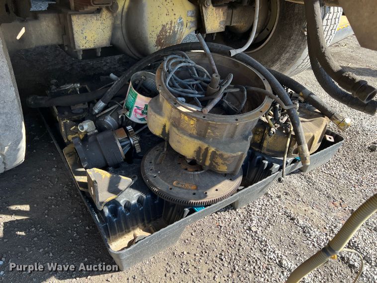 image for item KR9470 1998 Gradall G3WD  wheeled excavator