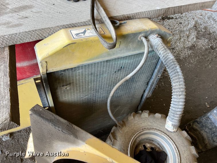 image for item KR9470 1998 Gradall G3WD  wheeled excavator