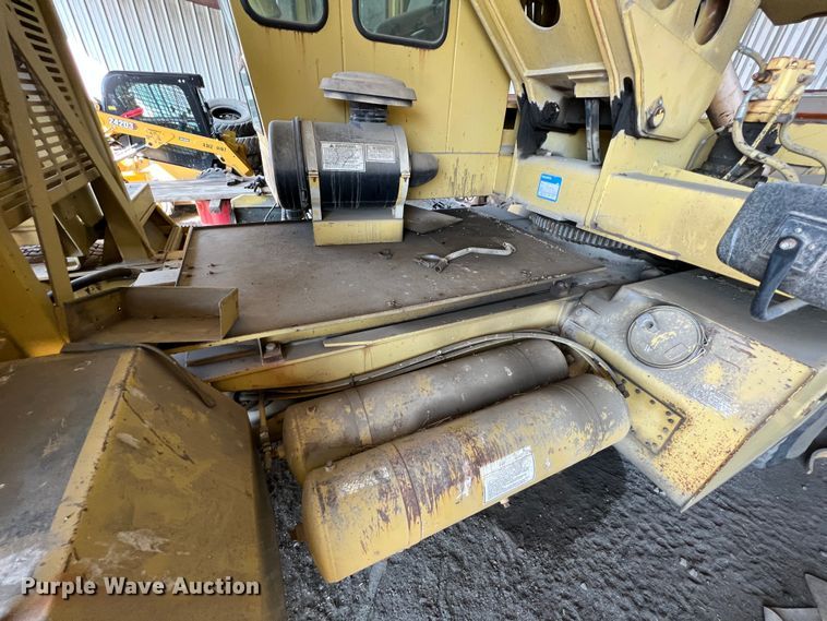 image for item KR9470 1998 Gradall G3WD  wheeled excavator