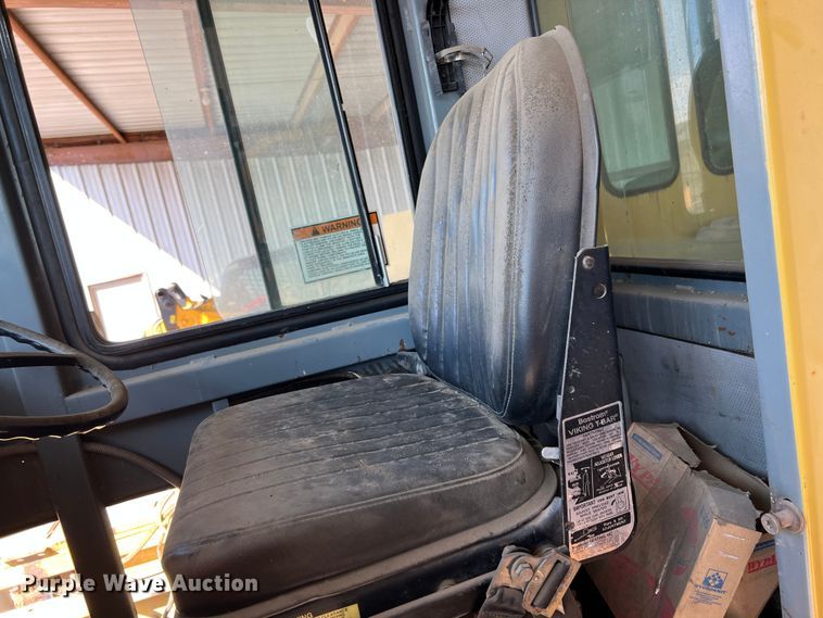 image for item KR9470 1998 Gradall G3WD  wheeled excavator