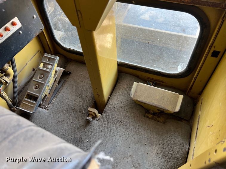 image for item KR9470 1998 Gradall G3WD  wheeled excavator