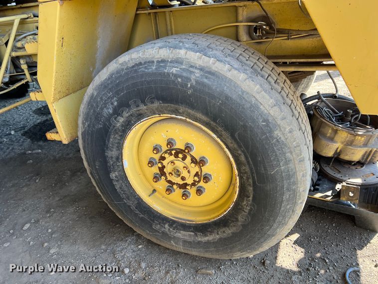 image for item KR9470 1998 Gradall G3WD  wheeled excavator