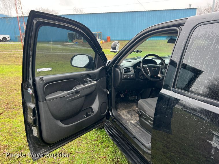 image for item KR9498 2011 Chevrolet Tahoe Police  SUV