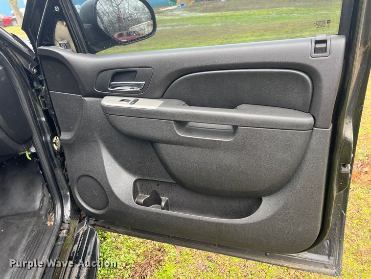 image for item KR9498 2011 Chevrolet Tahoe Police  SUV