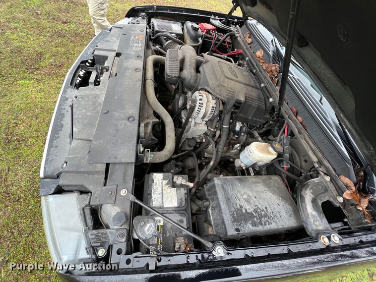 image for item KR9498 2011 Chevrolet Tahoe Police  SUV