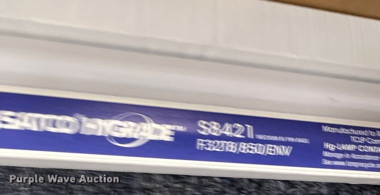 image for item KR9500 (29) Satco Hygrade S8421 fluorescent Lights