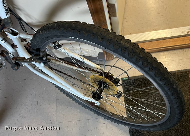 image for item KR9501 (2) bicycles