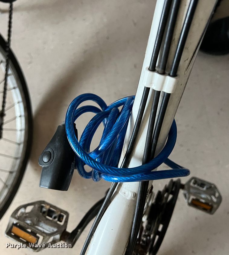 image for item KR9501 (2) bicycles