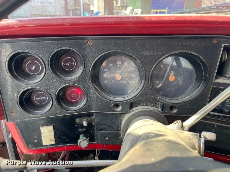 image for item LA9821 1983 GMC C2500  Crew Cab utility bed pickup truck