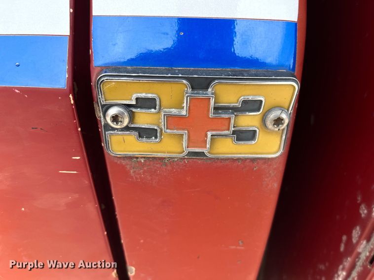 image for item LA9821 1983 GMC C2500  Crew Cab utility bed pickup truck