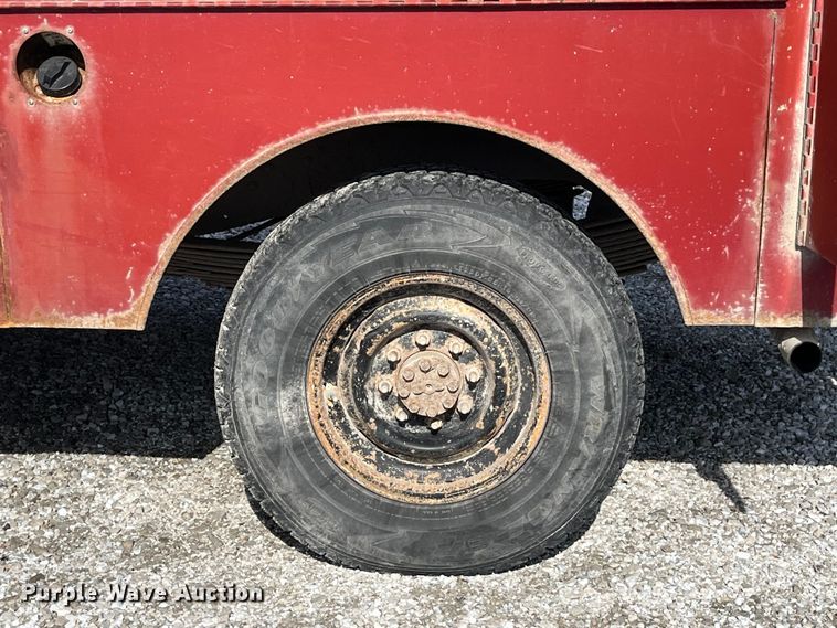 image for item LA9821 1983 GMC C2500  Crew Cab utility bed pickup truck