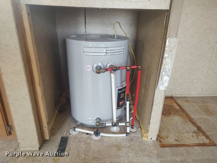 image for item LG9655 2008 TL Industries  manufactured office