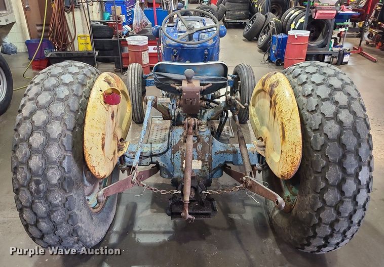 image for item LH9909 1970 Ford 2000  tractor