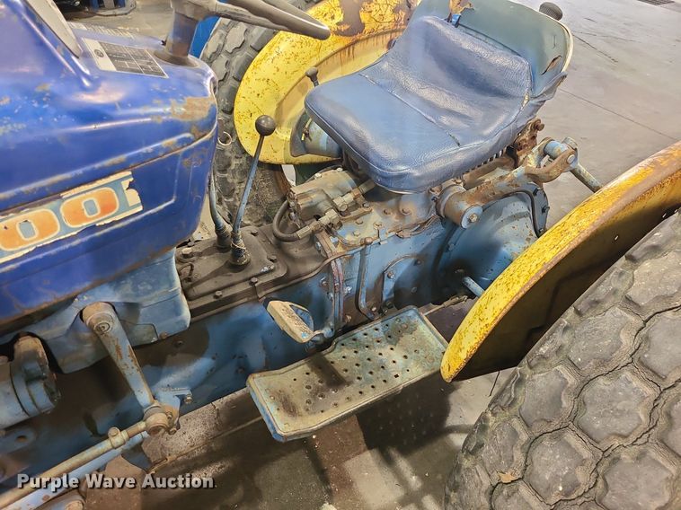 image for item LH9909 1970 Ford 2000  tractor