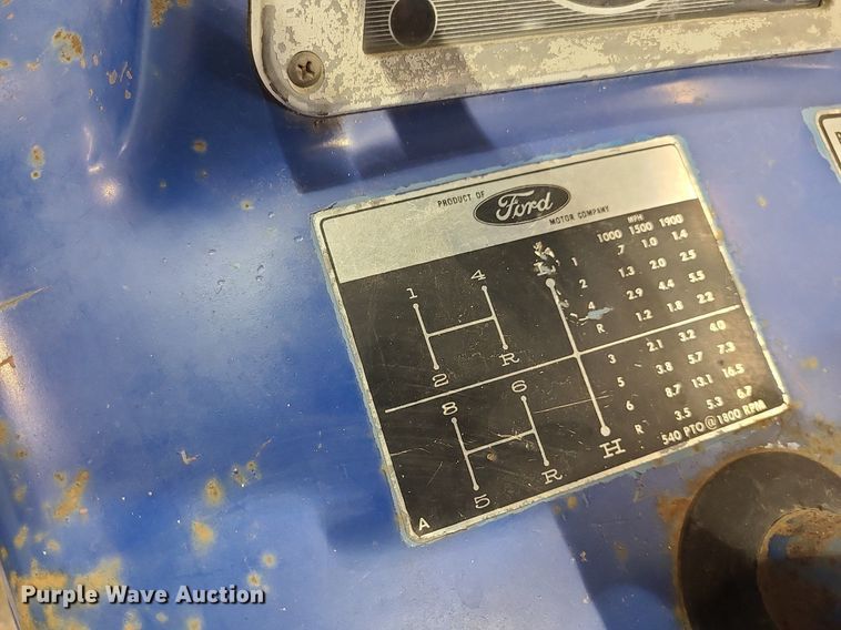 image for item LH9909 1970 Ford 2000  tractor