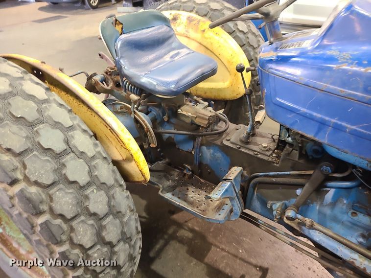 image for item LH9909 1970 Ford 2000  tractor