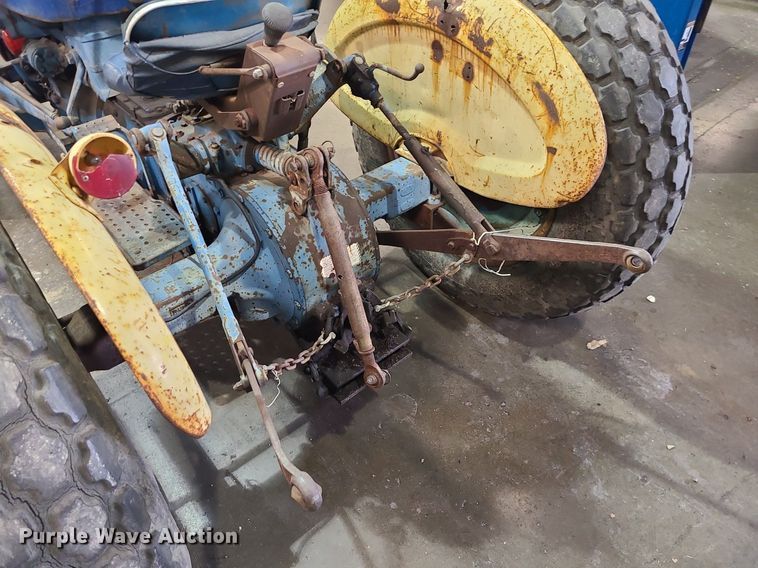 image for item LH9909 1970 Ford 2000  tractor