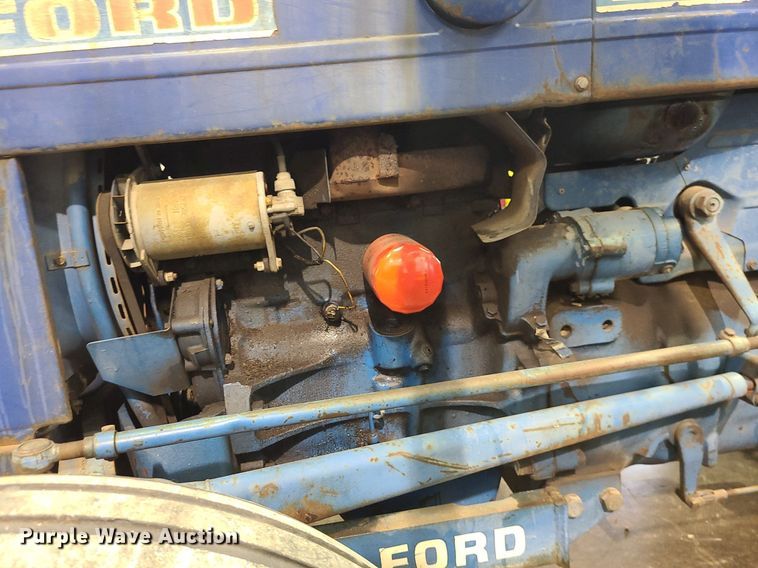 image for item LH9909 1970 Ford 2000  tractor