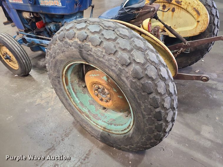 image for item LH9909 1970 Ford 2000  tractor