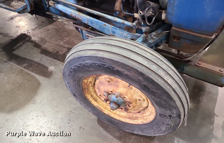 image for item LH9909 1970 Ford 2000  tractor