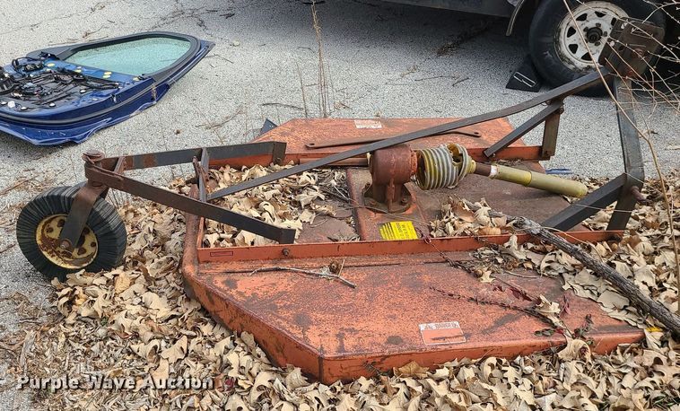 image for item LH9909 1970 Ford 2000  tractor