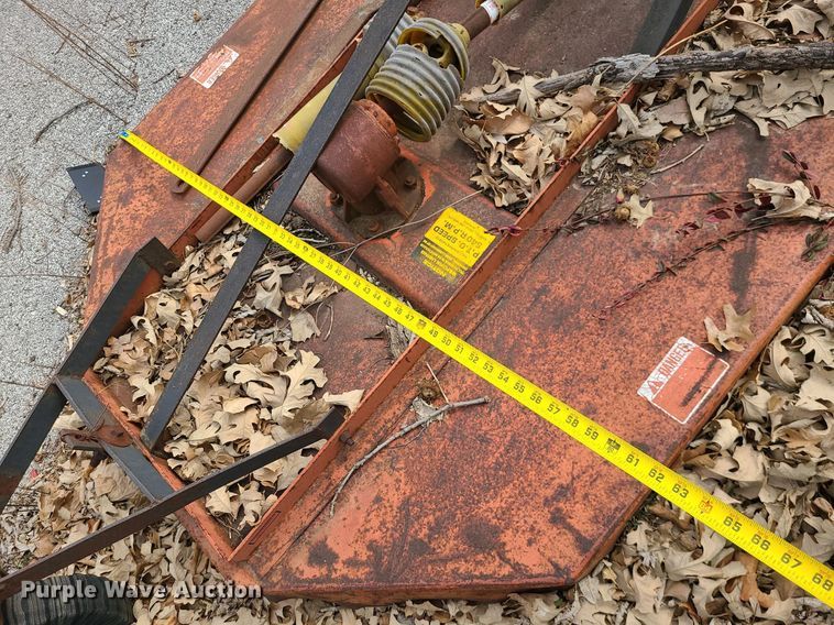 image for item LH9909 1970 Ford 2000  tractor